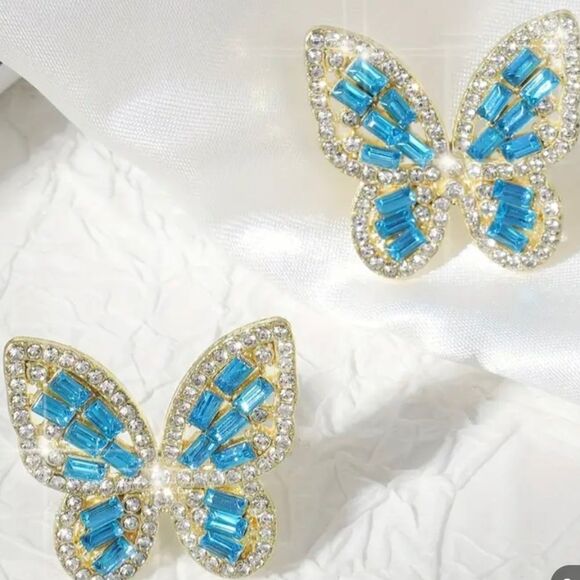 Silver Blue Butterfly Rhinestone Stud Earrings - Picture 1 of 3
